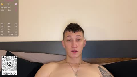 Snapshot of lyon_power_ chatting on January 14, 11:42 am Dani online show from January 14, 11:42 am