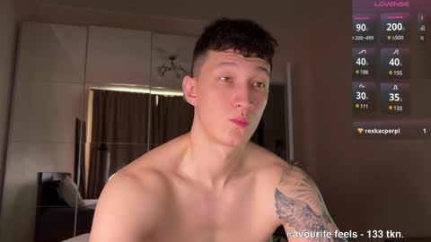 Snapshot of lyon_power_ chatting on March 10, 8:04 am Dani online show from March 10, 8:04 am