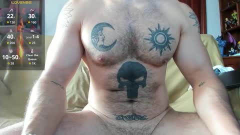 Snapshot of lyon_white chatting on September 13, 12:38 pm Lyon White online show from September 13, 12:38 pm