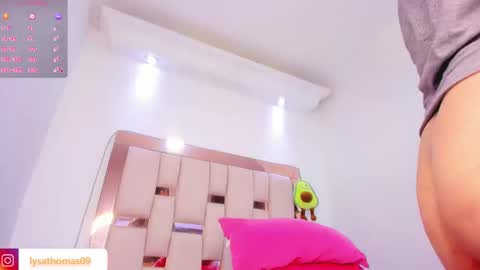 Snapshot of lysa_thomas9 chatting on December 14, 5:02 am lysa_thomas9 online show from December 14, 5:02 am