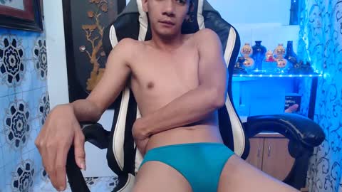 Snapshot of lyubovmoya3 chatting on December 6, 12:38 pm SWEETPINOY online show from December 6, 12:38 pm