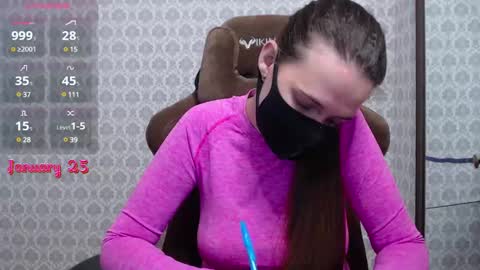 Snapshot of m00n8kiki chatting on January 25, 7:49 am Ksu online show from January 25, 7:49 am