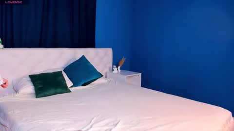 Mimi GTM1 0200am-0945am Mon Tue Wed Thu Fri online show from February 26, 1:15 am