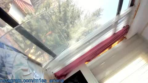 Snapshot of m1ss_ariana chatting on February 9, 11:25 am Ariana online show from February 9, 11:25 am