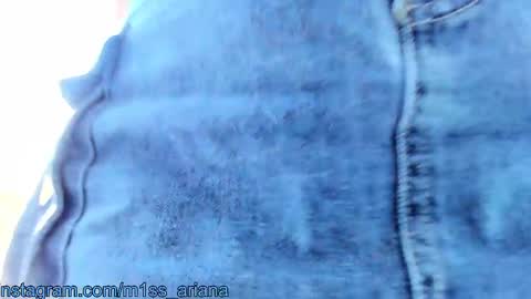 Snapshot of m1ss_ariana chatting on February 25, 8:47 am Ariana online show from February 25, 8:47 am