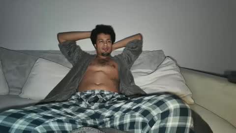 Snapshot of m_d_fl chatting on February 11, 5:12 am MD online show from February 11, 5:12 am