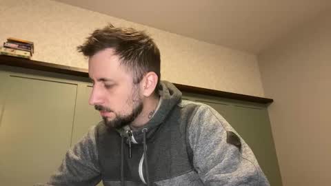 Snapshot of m_stephen chatting on February 6, 4:17 am m_stephen online show from February 6, 4:17 am