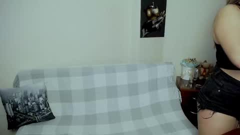 Vikki online show from September 16, 2:07 pm