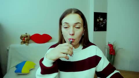 Vikki online show from November 14, 11:42 am