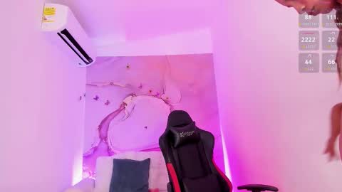 Snapshot of maariangel chatting on October 9, 3:37 am Mariangel online show from October 9, 3:37 am