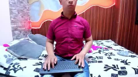 Snapshot of mabelineyesgreen303av chatting on October 29, 3:53 am mabelineyesgreen303av online show from October 29, 3:53 am