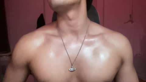 Maccain online show from February 16, 10:39 pm