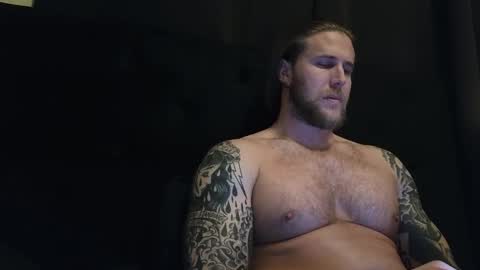 Snapshot of mac_drew chatting on December 29, 11:39 pm mac_drew online show from December 29, 11:39 pm