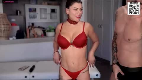 Snapshot of maca_hugo chatting on November 11, 9:31 am Maca Hugo online show from November 11, 9:31 am