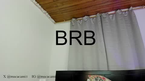 Snapshot of macacami1 chatting on January 14, 11:27 pm cami online show from January 14, 11:27 pm