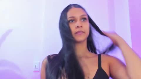 Snapshot of macarenasmith1 chatting on December 3, 11:08 am macarenasmith1 online show from December 3, 11:08 am