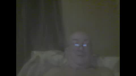 Snapshot of macbewdekan25 chatting on October 19, 10:05 am macbewdekan25 online show from October 19, 10:05 am