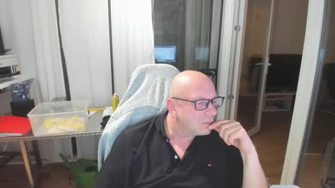 Andy online show from February 3, 5:51 pm