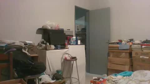 Snapshot of machoalex chatting on September 25, 2:37 am MACHOLIVRE online show from September 25, 2:37 am
