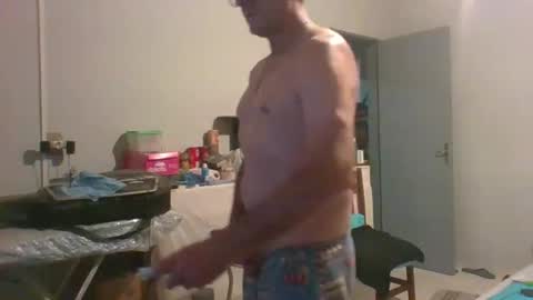 MACHOLIVRE online show from December 23, 6:11 am