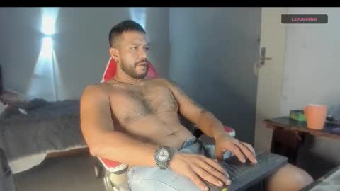 Snapshot of machohandsome chatting on December 18, 8:31 am Javier papichulo master how do you want online show from December 18, 8:31 am