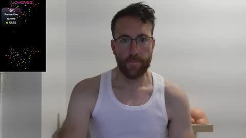 Snapshot of machohiberiko chatting on December 1, 6:24 pm Jota online show from December 1, 6:24 pm