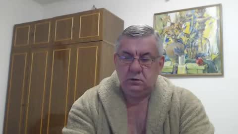 Macho online show from February 17, 8:04 pm