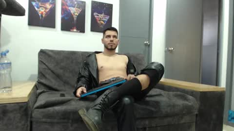 Snapshot of mack_daniels chatting on September 10, 8:42 pm instagram mackdanielsx online show from September 10, 8:42 pm