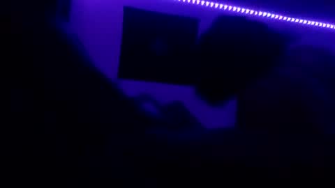 Snapshot of mactavishdavis83 chatting on December 2, 12:21 pm KingDingALingPattiPhatty online show from December 2, 12:21 pm