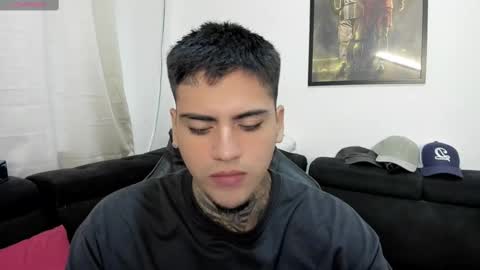 Snapshot of mad_maxxx1 chatting on November 3, 12:39 pm max online show from November 3, 12:39 pm