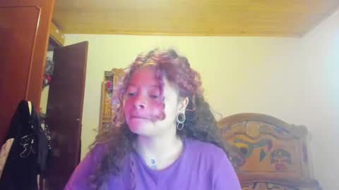 Snapshot of madam_sativa chatting on February 7, 3:52 pm di online show from February 7, 3:52 pm