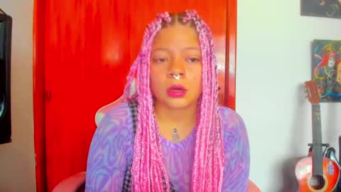 Snapshot of madam_sativa chatting on September 16, 6:42 pm di online show from September 16, 6:42 pm