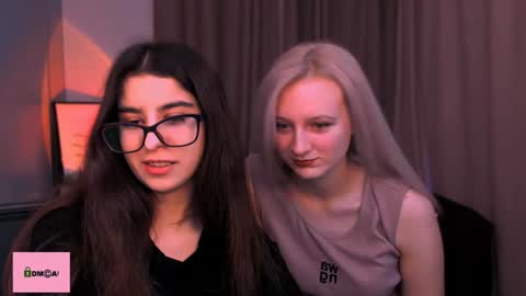 Ulis online show from December 30, 10:43 am