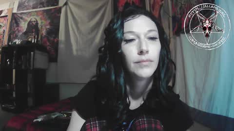 Snapshot of madame_lucifer chatting on September 29, 8:30 am Madame Lucifer online show from September 29, 8:30 am