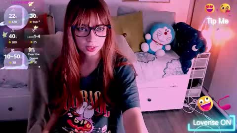 Snapshot of madcatberry chatting on November 25, 4:34 am alex online show from November 25, 4:34 am