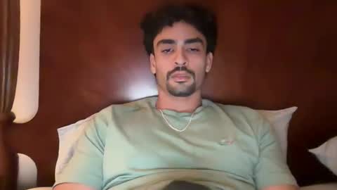 Snapshot of maddaewg101 chatting on November 7, 6:13 am maddaewg101 online show from November 7, 6:13 am