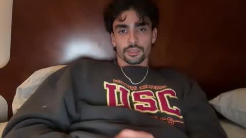 Snapshot of maddaewg101 chatting on November 9, 5:06 am maddaewg101 online show from November 9, 5:06 am