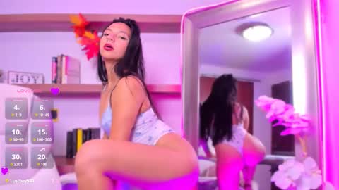    online show from February 27, 9:04 pm