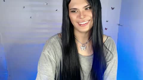 Snapshot of maddiejackson chatting on December 21, 3:20 pm Im ZY DONT FORGET TO FOLLOW ME - online show from December 21, 3:20 pm