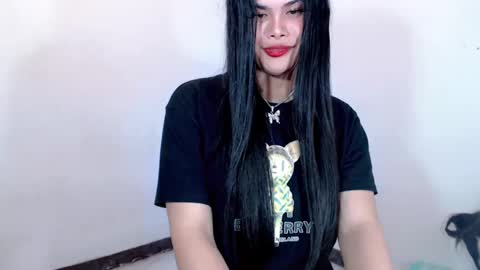 Snapshot of maddiejackson chatting on January 21, 10:08 pm Im ZY DONT FORGET TO FOLLOW ME - online show from January 21, 10:08 pm