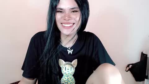 Snapshot of maddiejackson chatting on January 28, 8:26 pm Im ZY DONT FORGET TO FOLLOW ME - online show from January 28, 8:26 pm