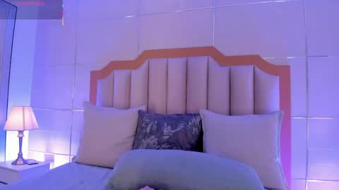Snapshot of maddieparker chatting on May 28, 7:11 pm online show from May 28, 7:11 pm