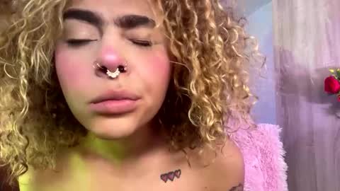 Snapshot of maddiiebrooks chatting on October 21, 6:08 pm Maddie online show from October 21, 6:08 pm