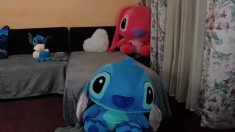 Snapshot of maddison_summer chatting on November 20, 12:33 am Maddison Summer online show from November 20, 12:33 am