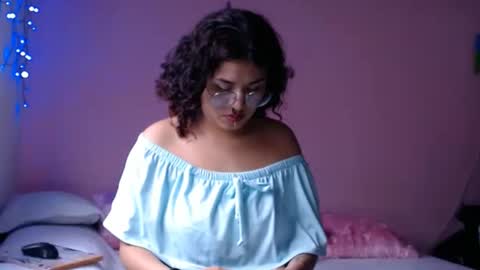 Snapshot of maddy_jhonsson chatting on February 24, 8:14 pm Maddy online show from February 24, 8:14 pm