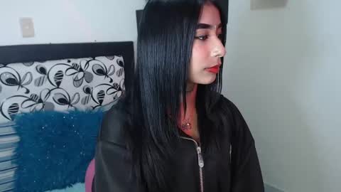 Maddy Parker  online show from December 31, 9:53 am