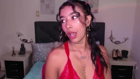 Maddy Parker  online show from March 12, 1:19 pm