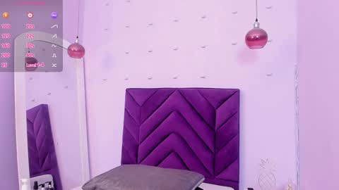 Snapshot of maddyjohnsonn chatting on February 1, 3:41 am maddyjohnsonn online show from February 1, 3:41 am