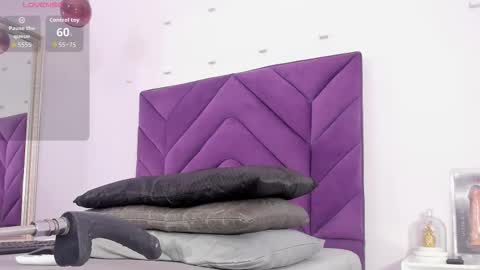 Snapshot of maddyjohnsonn chatting on November 23, 3:50 am maddyjohnsonn online show from November 23, 3:50 am