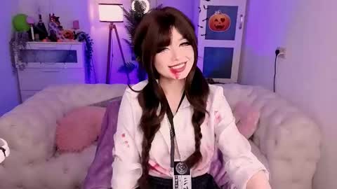 Snapshot of maddymystie chatting on October 30, 10:10 pm Maddy online show from October 30, 10:10 pm